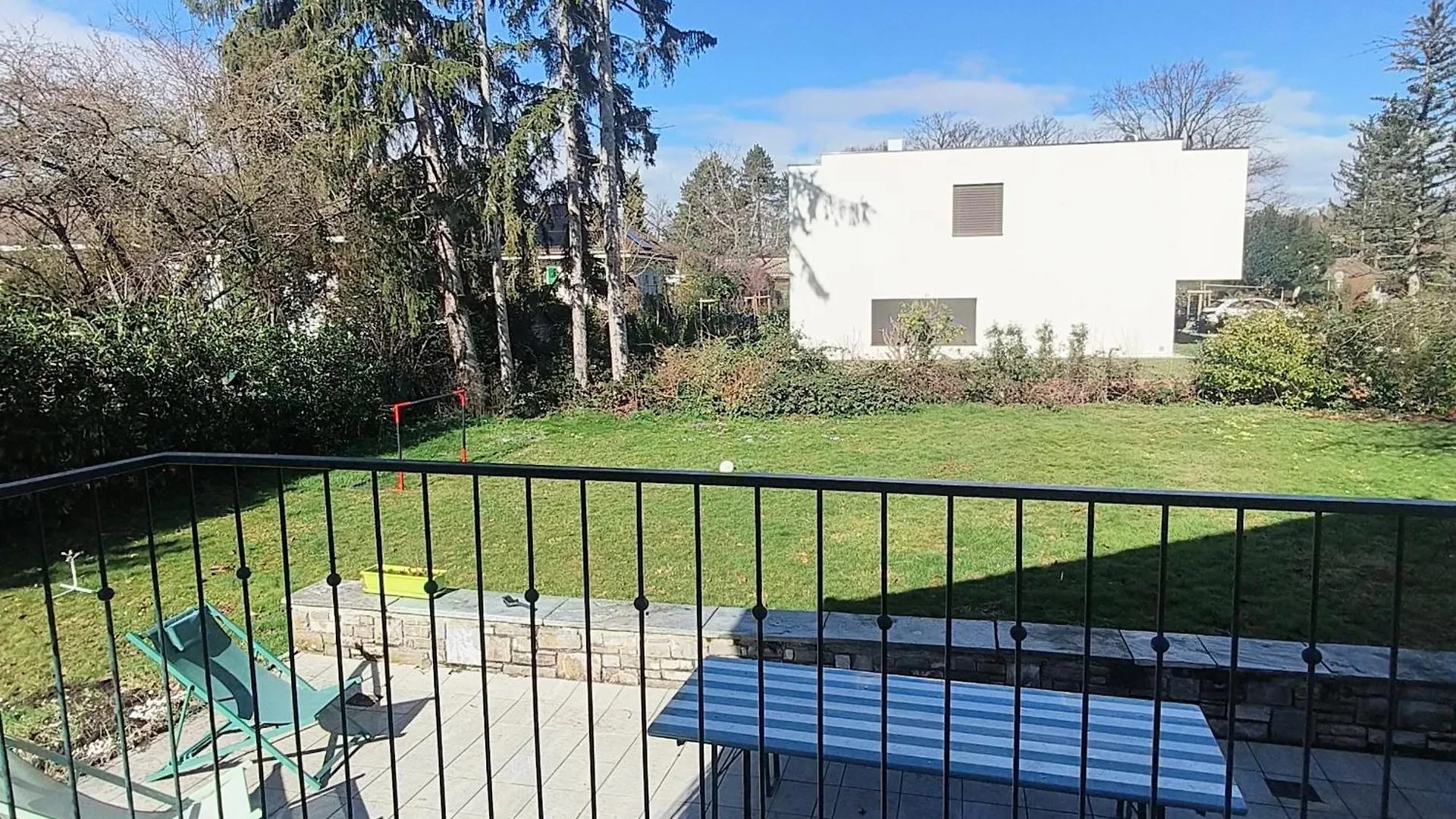 Maison De Charme Au Coeur De Geneve ! Villa